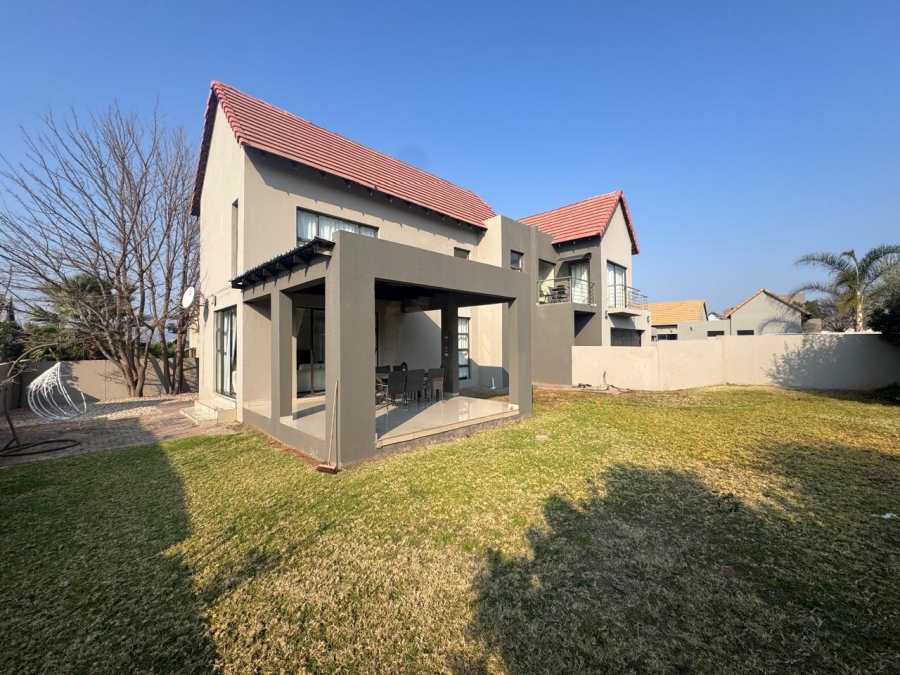 To Let 3 Bedroom Property for Rent in Leloko Lifestyle Estate North West